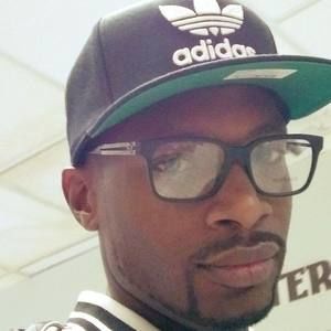 Meet your Posher, Emoe